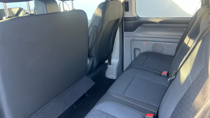 Ford Transit Custom 320 L1 Diesel Fwd 2.0 EcoBlue 150ps H1 Double Cab Van Limited - Image 16